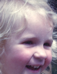 image 3 showing purple cast. 