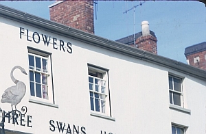 image 1 showing dust removed